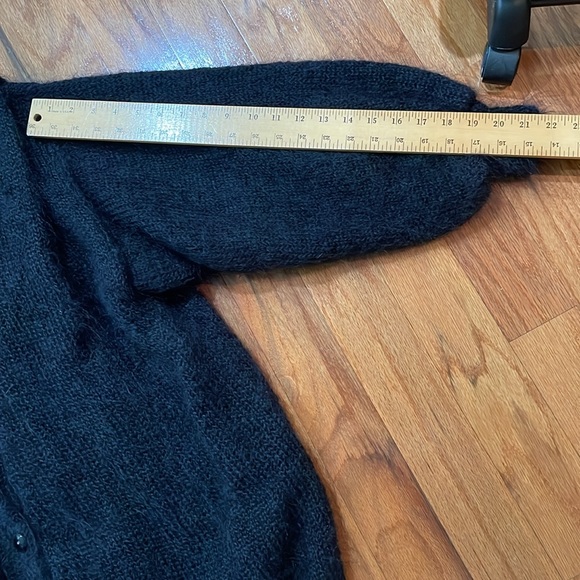 A Black Fuzzy Woman’s Vintage Designer Knitwear Claire Ellen Made in England - Picture 6 of 14